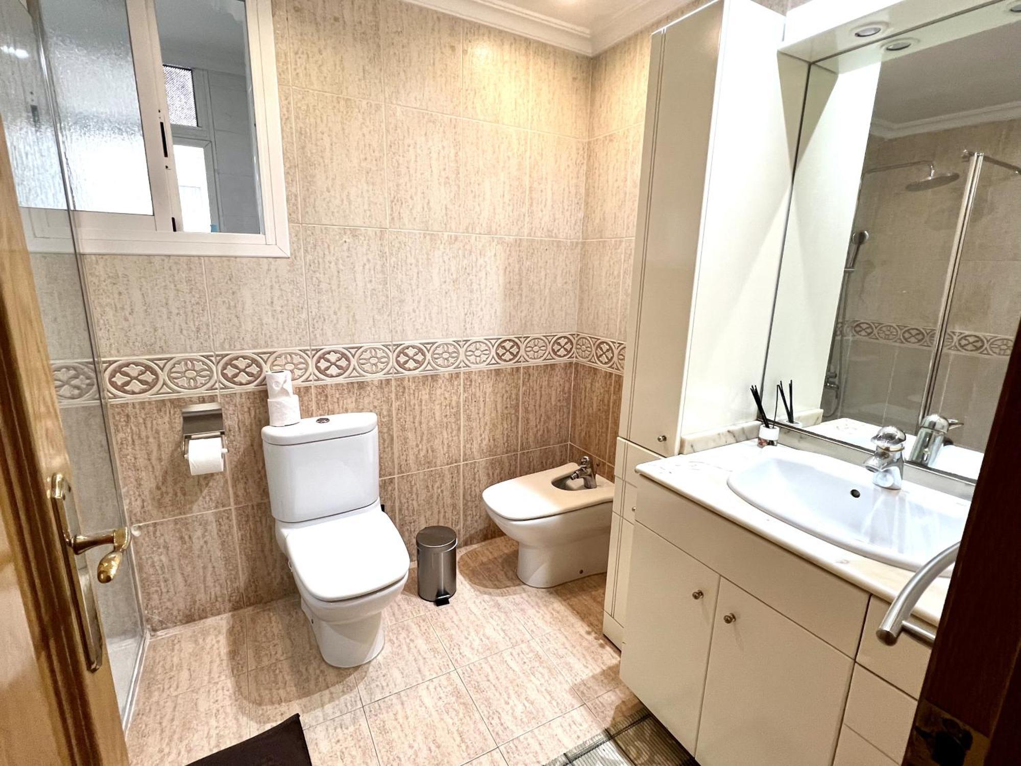 Moderno Y Acogedor Apartamento Para 6 Personas Valencia Exterior photo